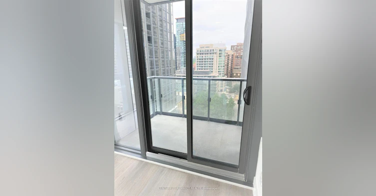 1102-8 Cumberland Street, Toronto, ON, M4W 0B6 - 3