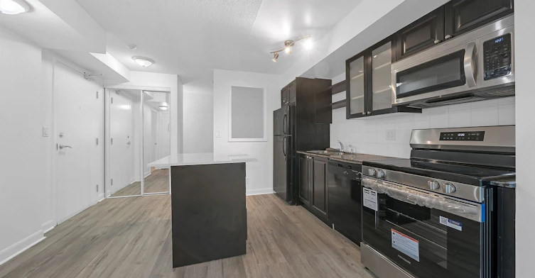 1901-600 Fleet Street, Toronto, ON, M5V 1B7 - 5