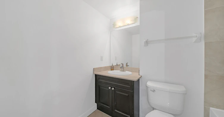 1901-600 Fleet Street, Toronto, ON, M5V 1B7 - 14