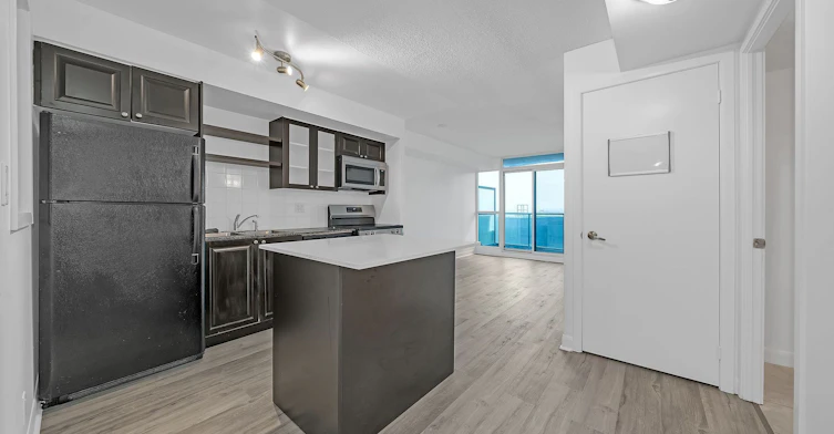 1901-600 Fleet Street, Toronto, ON, M5V 1B7 - 4
