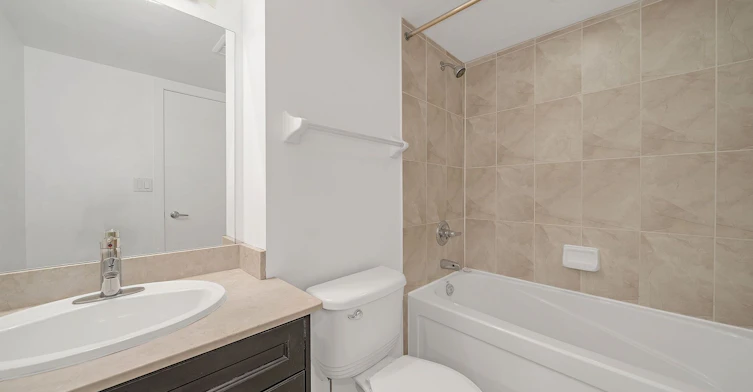 1901-600 Fleet Street, Toronto, ON, M5V 1B7 - 13