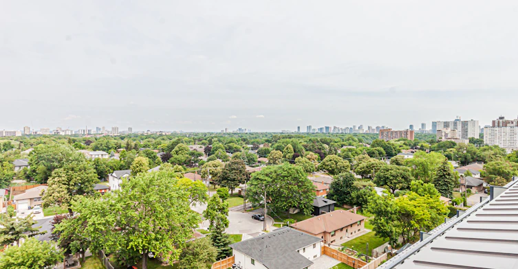 905-700 Sheppard Avenue W, Toronto, ON, M3H 0G5 - 11
