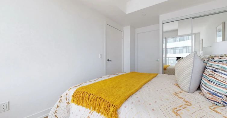 2803-85 Wood Street, Toronto, ON, M4Y 0E8 - 23