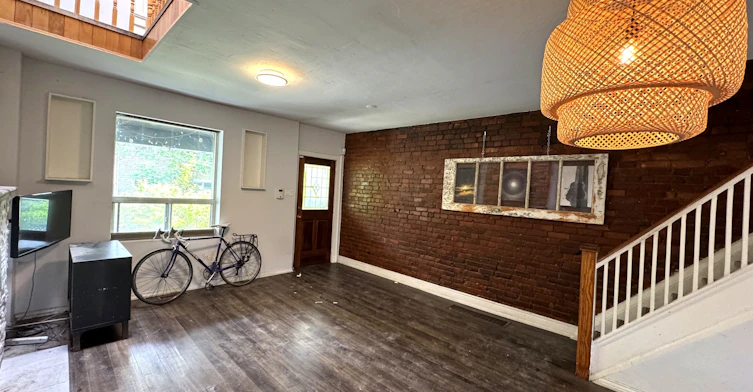 280 Albany Avenue, Toronto, ON, M5R 3C9 - 4
