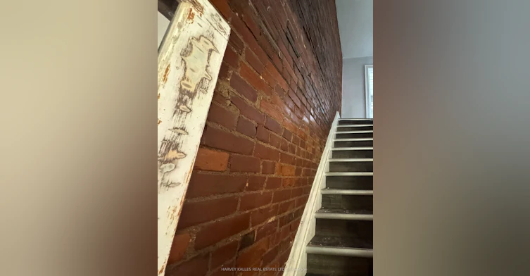 280 Albany Avenue, Toronto, ON, M5R 3C9 - 7