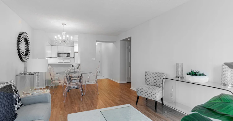 601-7 Carlton Street, Toronto, ON, M5B 2M3 - 14