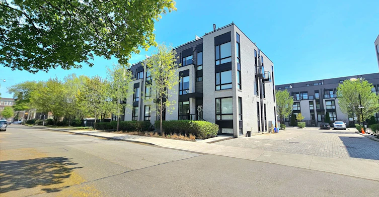 9-31 Florence Street, Toronto, ON, M6K 1P4 - 22