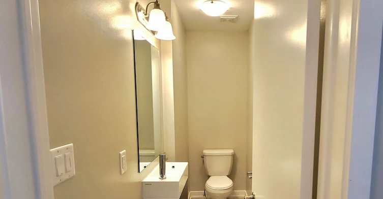 9-31 Florence Street, Toronto, ON, M6K 1P4 - 17