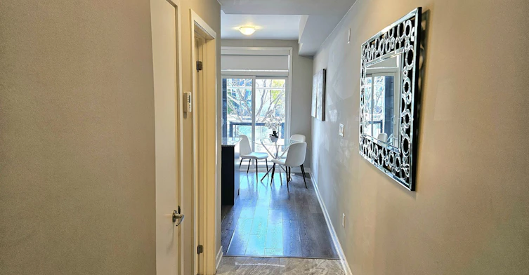 9-31 Florence Street, Toronto, ON, M6K 1P4 - 2