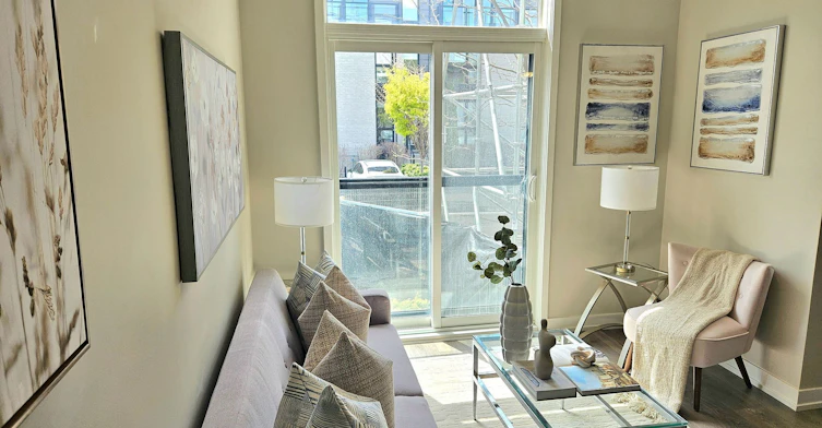 9-31 Florence Street, Toronto, ON, M6K 1P4 - 5