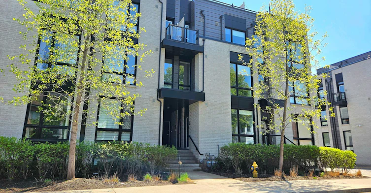 9-31 Florence Street, Toronto, ON, M6K 1P4 - 23