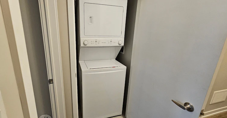 9-31 Florence Street, Toronto, ON, M6K 1P4 - 16