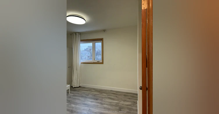 34 Ulster 1bedrm Street, Toronto, ON, M5S 1E3 - 4