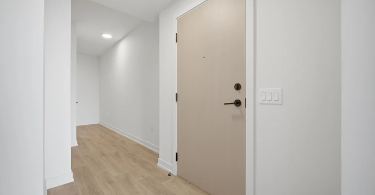 1603-181 Sterling Road, Toronto, ON, M6R 0B2 - 5