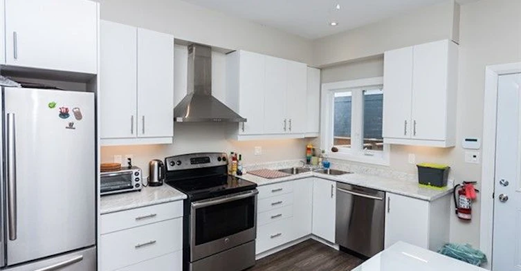 88 Mitchell Avenue, Toronto, ON, M6J 1B9 - 3