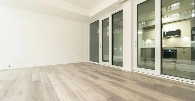 2015 E-70 Princess Street, Toronto, ON, M5A 0X6 - 8