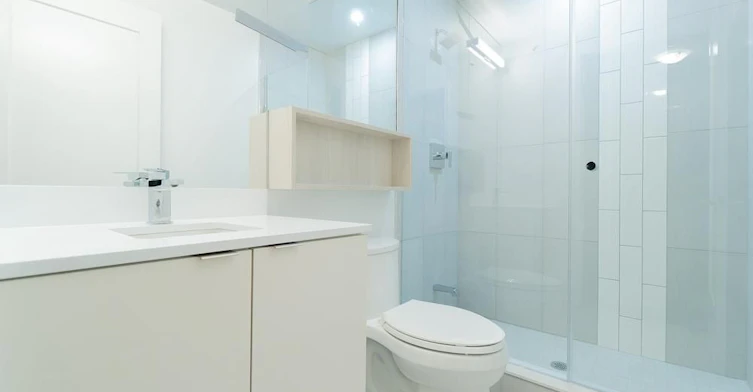 2015 E-70 Princess Street, Toronto, ON, M5A 0X6 - 13