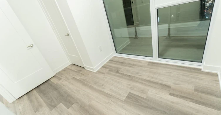 2015 E-70 Princess Street, Toronto, ON, M5A 0X6 - 6