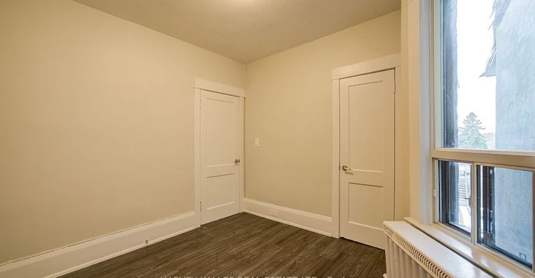 4-1074 St Clair Avenue W, Toronto, ON, M6E 3H3 - 8