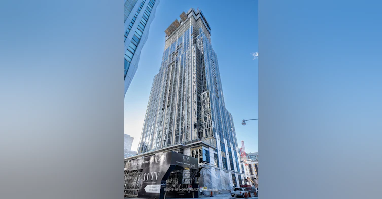 5601-11 Yorkville Avenue, Toronto, ON, M4W 0B7