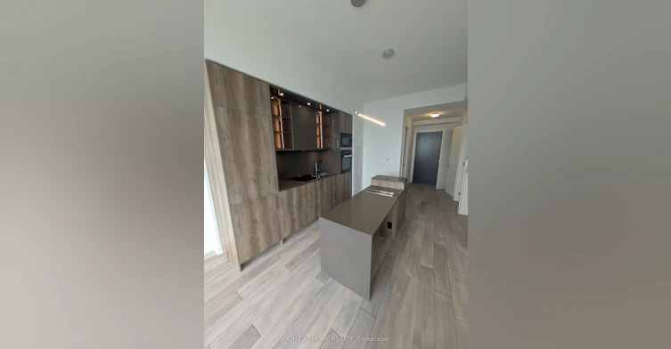 5601-11 Yorkville Avenue, Toronto, ON, M4W 0B7 - 3
