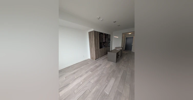 5601-11 Yorkville Avenue, Toronto, ON, M4W 0B7 - 4