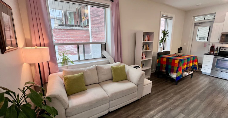 1-167 Lauder Avenue, Toronto, ON, M6E 3H3 - 2