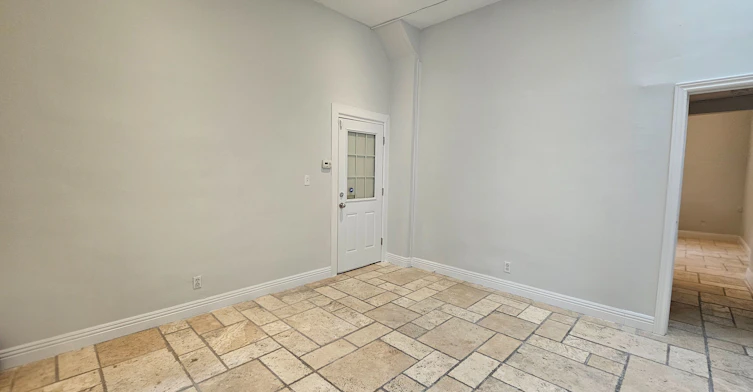 2F-550 Yonge Street, Toronto, ON, M4Y 1Y8 - 12