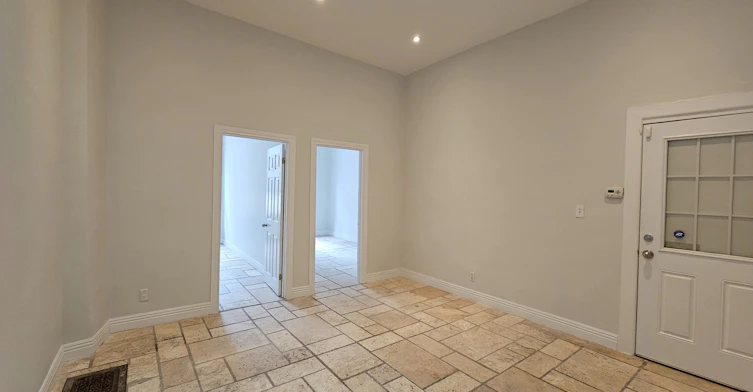 2F-550 Yonge Street, Toronto, ON, M4Y 1Y8 - 11