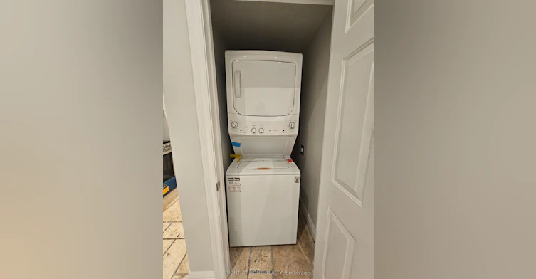 2F-550 Yonge Street, Toronto, ON, M4Y 1Y8 - 20