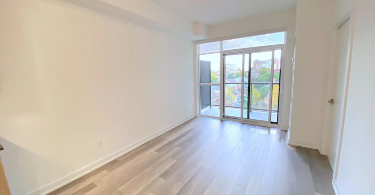 408-1603 Eglinton Avenue W, Toronto, ON, M6E 0A1 - 2
