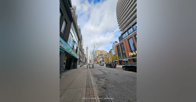 201-524 Yonge Street, Toronto, ON, M4Y 1X9 - 22
