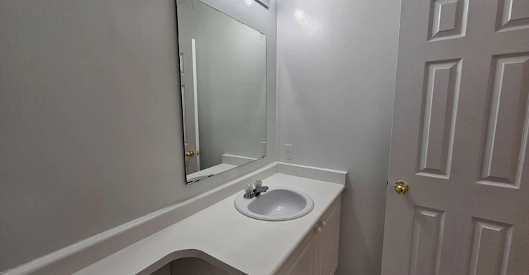 201-524 Yonge Street, Toronto, ON, M4Y 1X9 - 18
