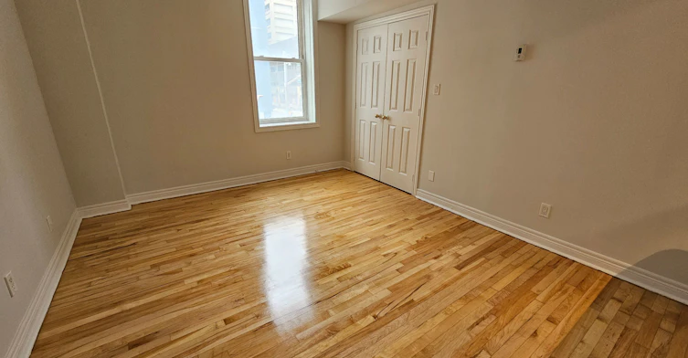 201-524 Yonge Street, Toronto, ON, M4Y 1X9 - 10