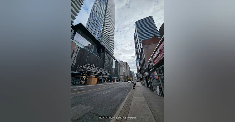 201-524 Yonge Street, Toronto, ON, M4Y 1X9 - 23