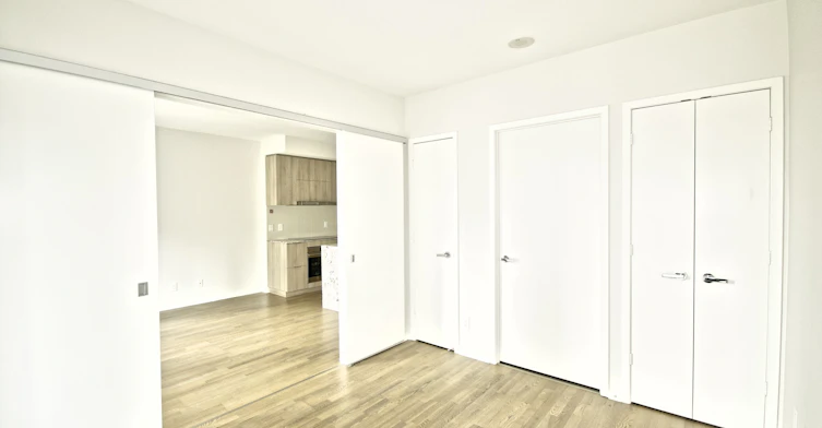 809-1 Bloor Street E, Toronto, ON, M4W 0A8 - 12