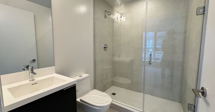 522-400 King Street W, Toronto, ON, M5V 1K2 - 12