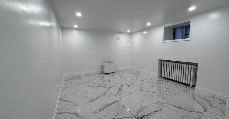 Lower-27 Delaware Avenue, Toronto, ON, M6H 2S8 - 7
