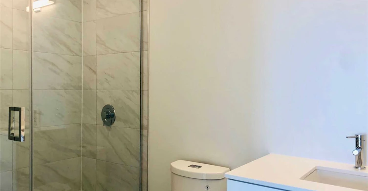 2201-15 Queens Quay, Toronto, ON, M5E 0C5 - 9