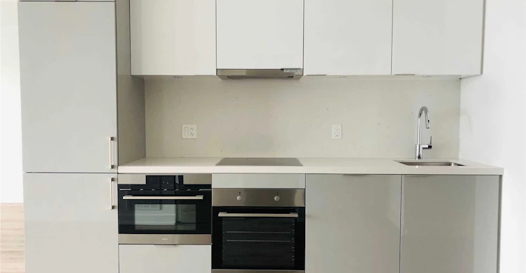 2201-15 Queens Quay, Toronto, ON, M5E 0C5 - 4