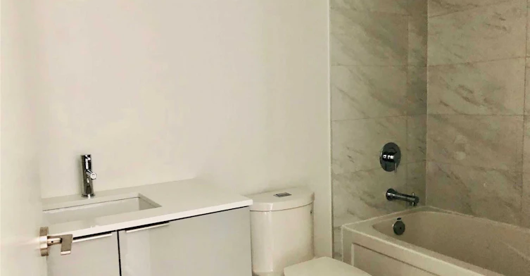 2201-15 Queens Quay, Toronto, ON, M5E 0C5 - 6