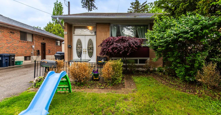 12 Murellen Crescent, Toronto, ON, M4A 2K5 - 29