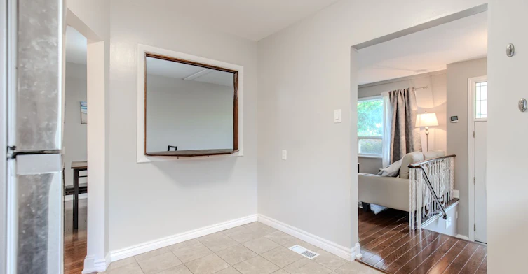 12 Murellen Crescent, Toronto, ON, M4A 2K5 - 13