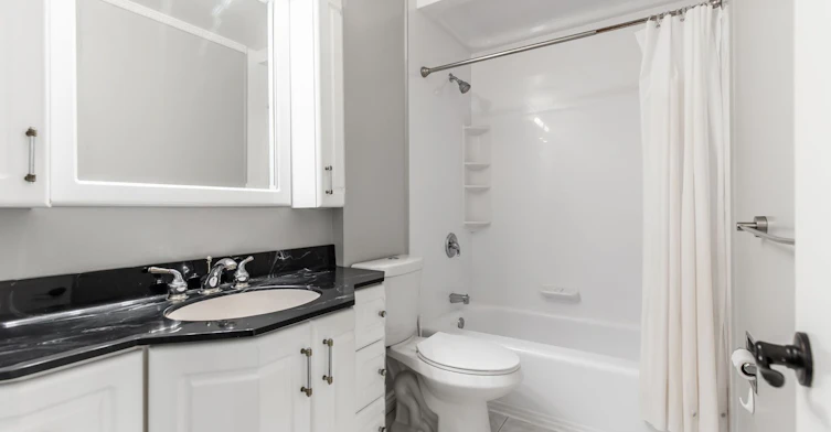 12 Murellen Crescent, Toronto, ON, M4A 2K5 - 21