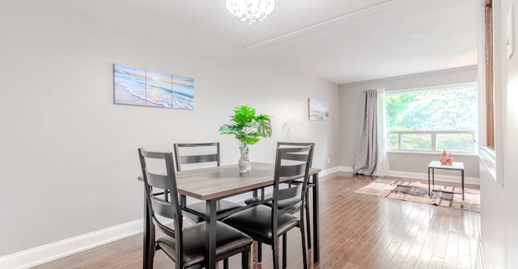 12 Murellen Crescent, Toronto, ON, M4A 2K5 - 10