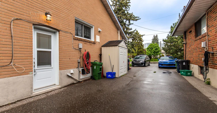 12 Murellen Crescent, Toronto, ON, M4A 2K5 - 28