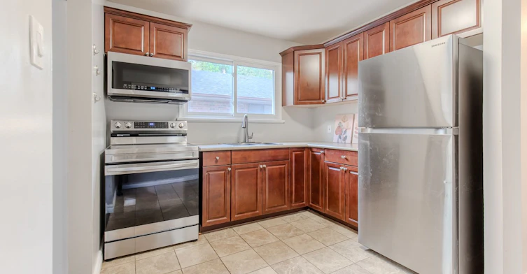 12 Murellen Crescent, Toronto, ON, M4A 2K5 - 12