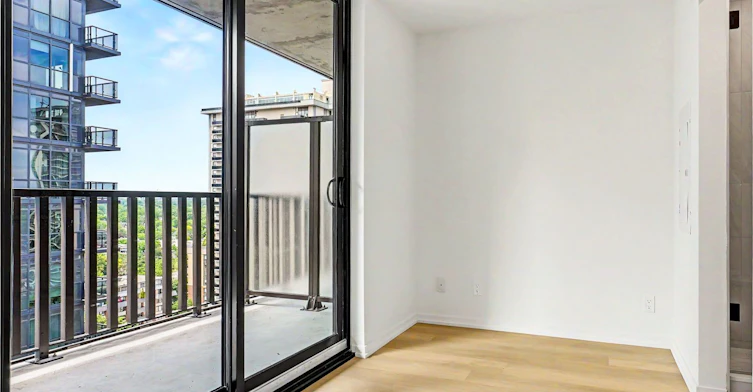 1111-109 Erskine Avenue, Toronto, ON, M4P 0G6 - 32