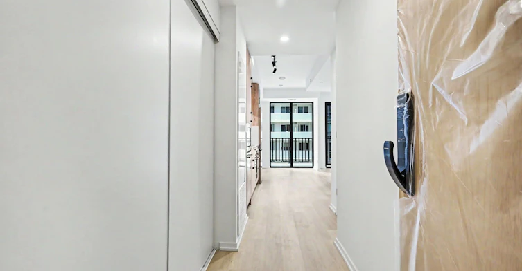 1111-109 Erskine Avenue, Toronto, ON, M4P 0G6 - 2