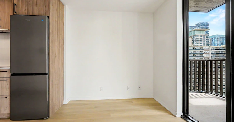 1111-109 Erskine Avenue, Toronto, ON, M4P 0G6 - 30